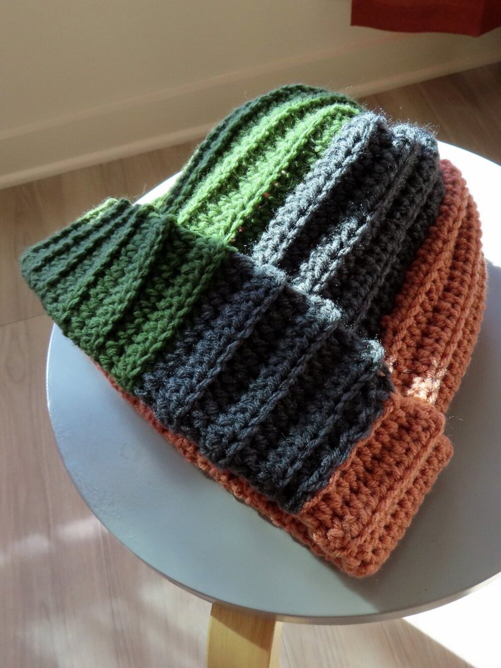 Cozy chunky handmade crochet beanie - Picture 3 of 10